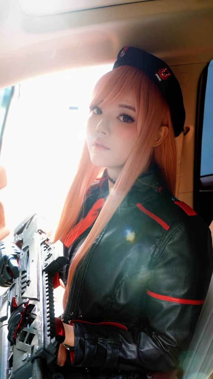 YingTzeのインスタグラム：「Beating Level: Goddess of Victory at Nikke’s Maid Cafe Event! 😎  I’m falling head over heels for my Nikke waifus 😍 So happy being able to celebrate today with my dear Commanders !☕️  Cheers to a half year of epic boss battles, accidental cosplays, and forgetting the real world exists! 🎉 Happy 6-Months, Nikke, and here’s to more great adventures together🥂😂  #Nikke #GoddessofVictoryNikke #NikkeMaidCafe」