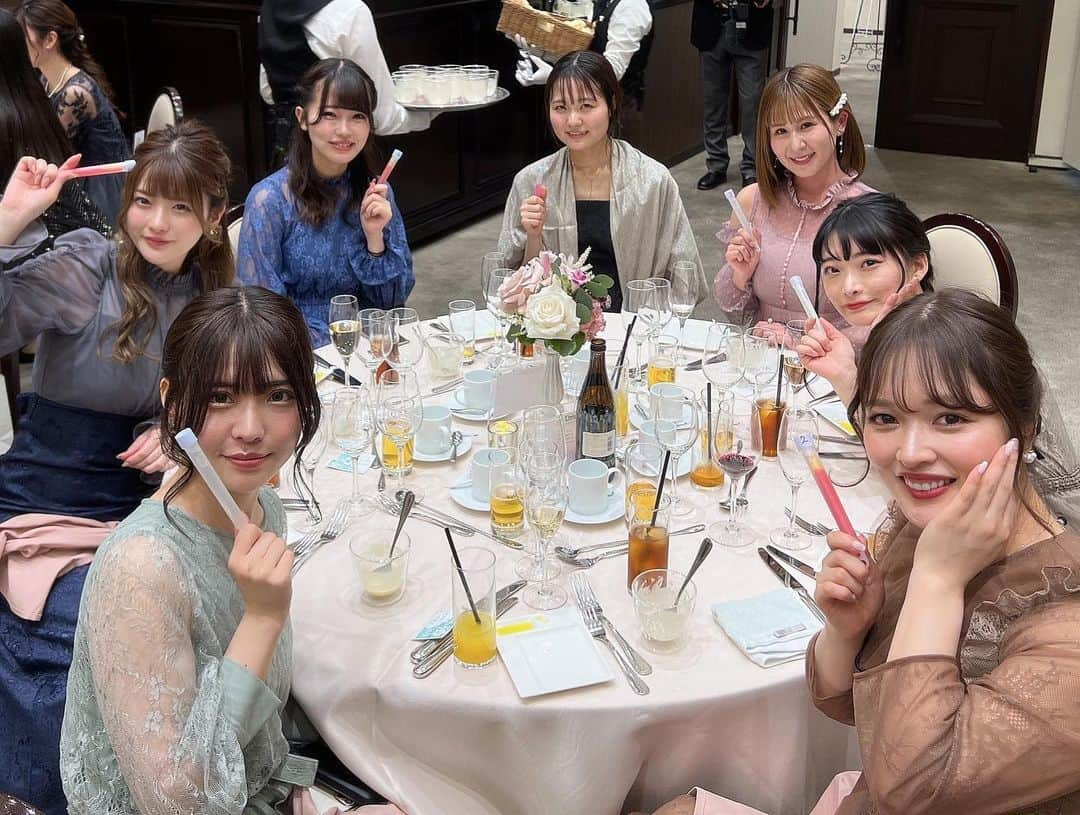 上矢えり奈さんのインスタグラム写真 - (上矢えり奈Instagram)「＊-＊-＊-＊-＊-＊-＊-＊  まゆの結婚式に参列させていただきました💍✨ 世界一綺麗で可愛かった🫶😭  数日間、多幸感すごくて 何回も写真見てにやにやしてた…🥹🥰  本当におめでとう！！ お幸せに！！🤍❤️❤️  erina.  ＊-＊-＊-＊-＊-＊-＊-＊  #結婚式　#ブライダル　#ウェディング」5月18日 11時38分 - k.erinyann