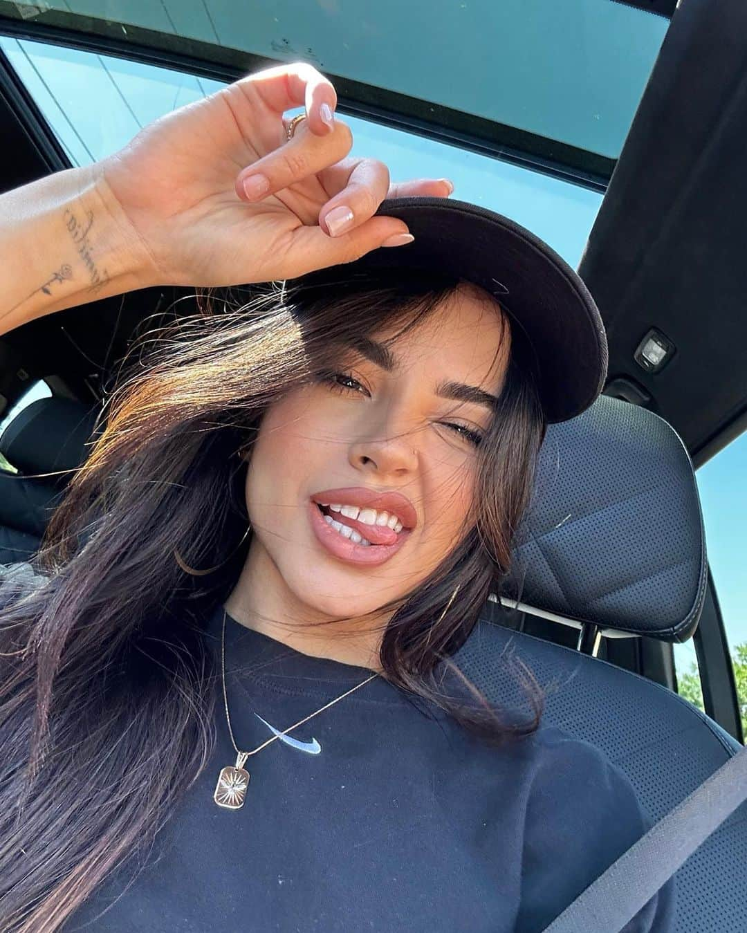 ベッキーGさんのインスタグラム写真 - (ベッキーGInstagram)「Time wit my selfie」5月18日 11時59分 - iambeckyg