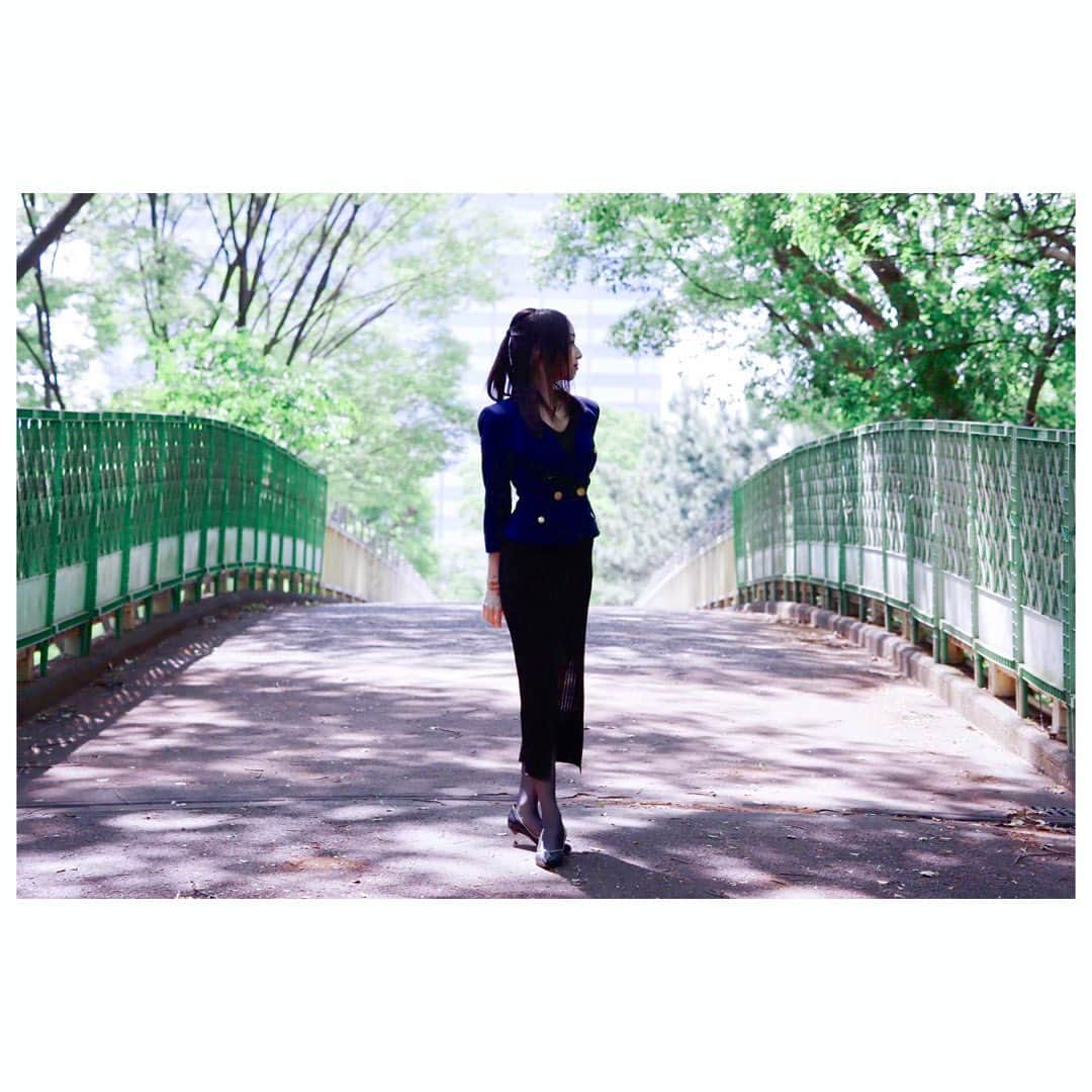 宮本笑里のインスタグラム：「今日も暑いですね😶‍🌫️」