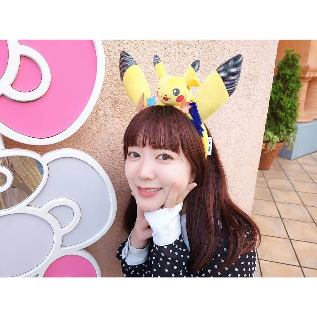 伊藤彩沙さんのインスタグラム写真 - (伊藤彩沙Instagram)「ピカチュウといっしょ☺️☺️☺️ #usj #ユニバ #マリオ入れず #ピカチュウ  #涙出るくらい可愛かった」5月18日 23時47分 - ayasacream