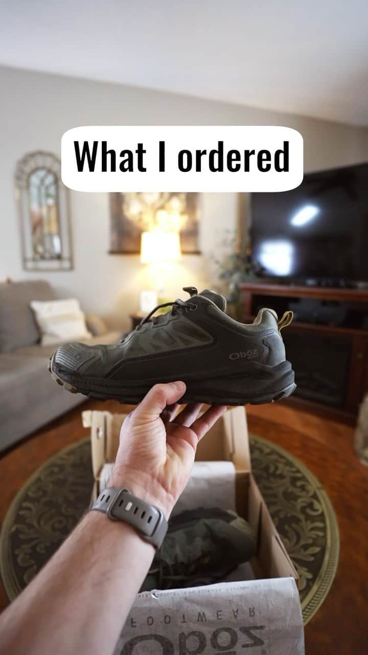 オボズのインスタグラム：「What I ordered vs. what I got  It was an unreal experience getting to traverse Patagonia in my Obōz Katabatic trail runners! They were light enough to keep me moving fast but rugged enough to handle the steep terrain with ease!」