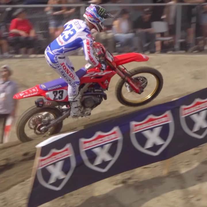 Racer X Onlineのインスタグラム：「Chase Sexton raw at Round 1️⃣ @foxraceway last year 🔊 Let’s have a listen #ProMotocross Video: @filmguytom」