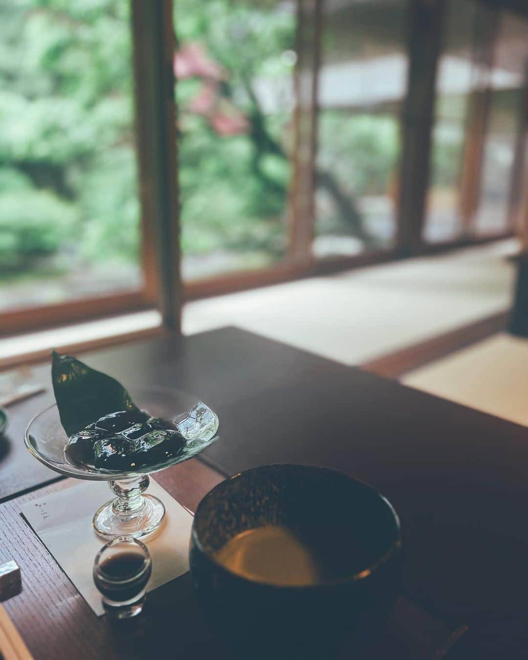 白澤貴子さんのインスタグラム写真 - (白澤貴子Instagram)「My favorites in Kyoto.  とても幸せでとても美味しい時間の備忘録。  @__keisuzuki__ たちと"今を生きる"について何時間も熱く語り合った夜が忘れられない。 そしてまだ語り足りない。  #白澤と京都」5月19日 0時44分 - takakoshirasawa