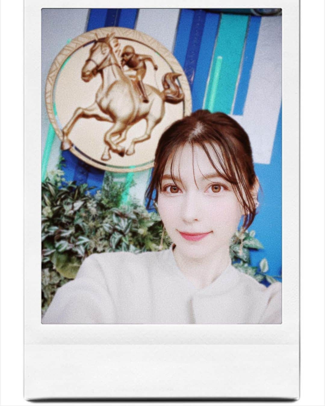 リンのインスタグラム：「🏇   #久しぶりになっちゃった  #ごめん  #ぴえん  #声優  #Lynn  #umajo   #みんなのkeiba」
