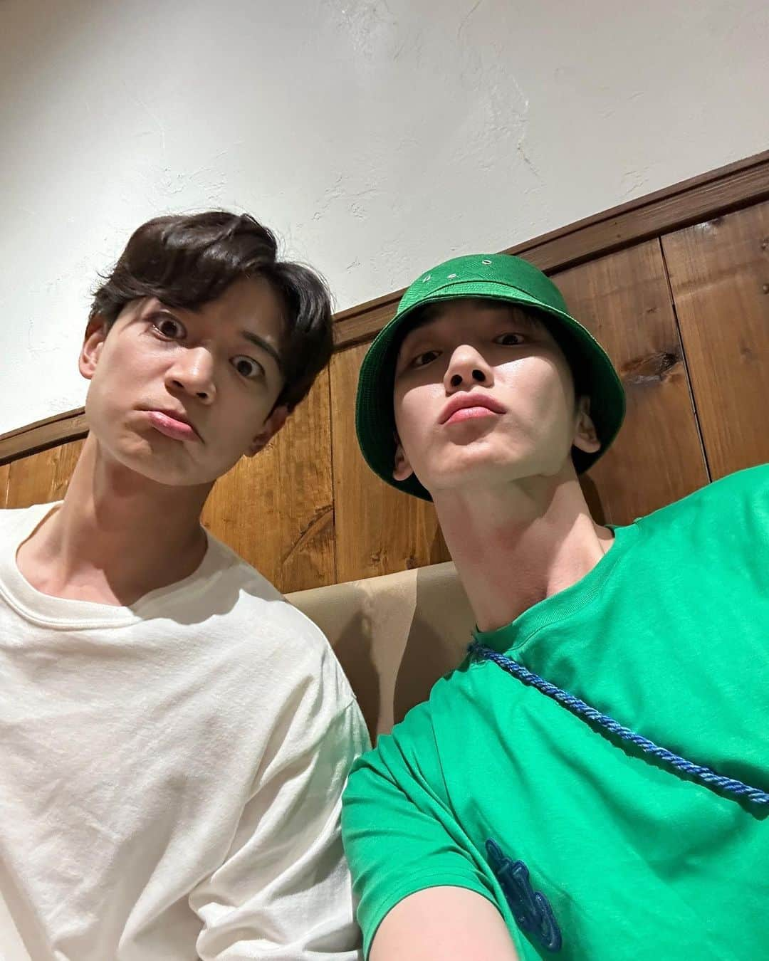 キー さんのインスタグラム写真 - (キー Instagram)「mr.green 🍃 & mr.fire 🔥」5月18日 16時25分 - bumkeyk