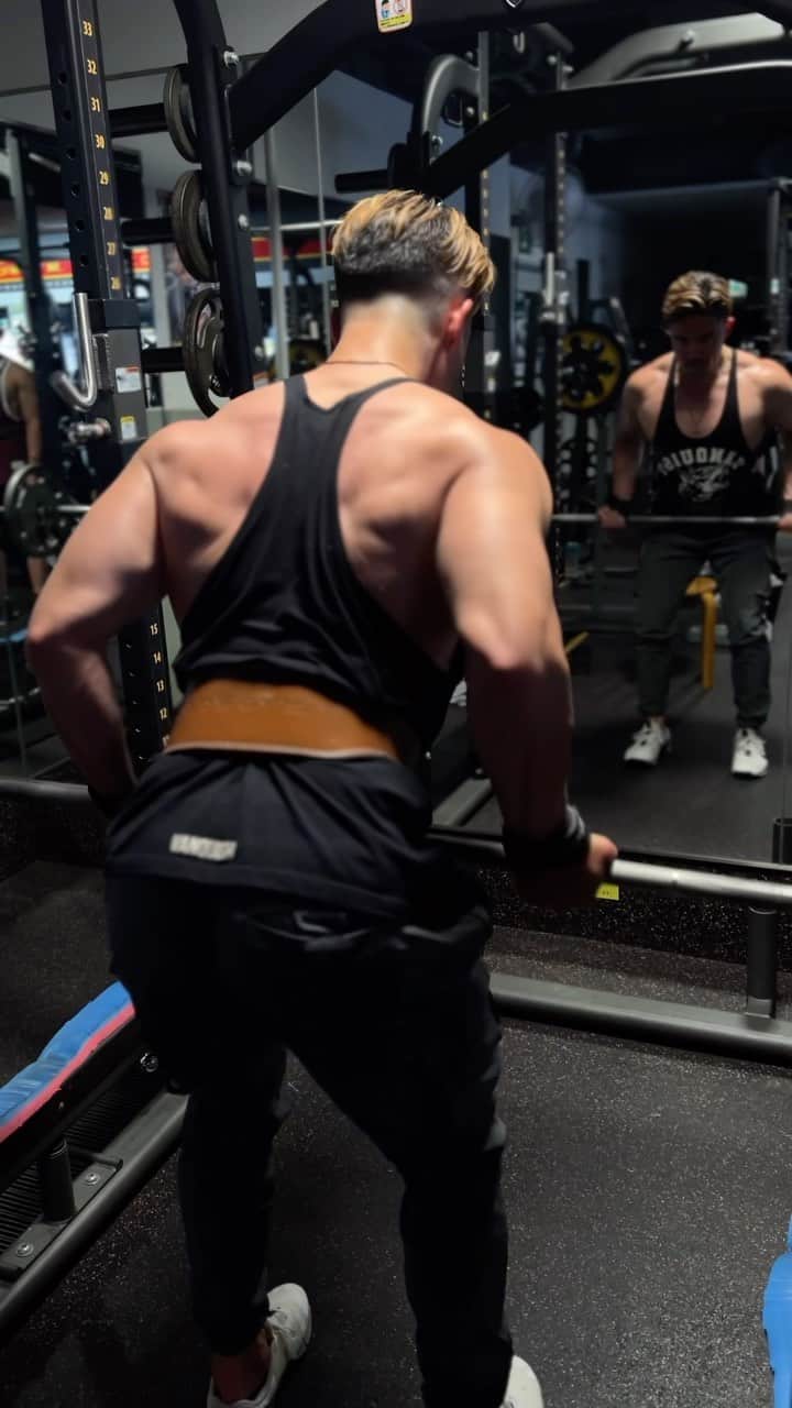 Ethan 佑太 Schellinのインスタグラム：「下部狙い🔥」