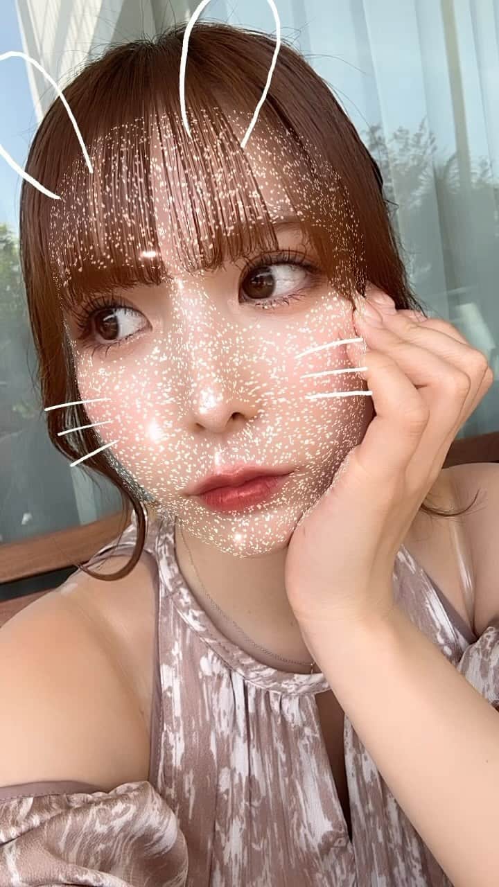 紗愛のインスタグラム：「初リール撮ってみましたん🐰‪🤍」