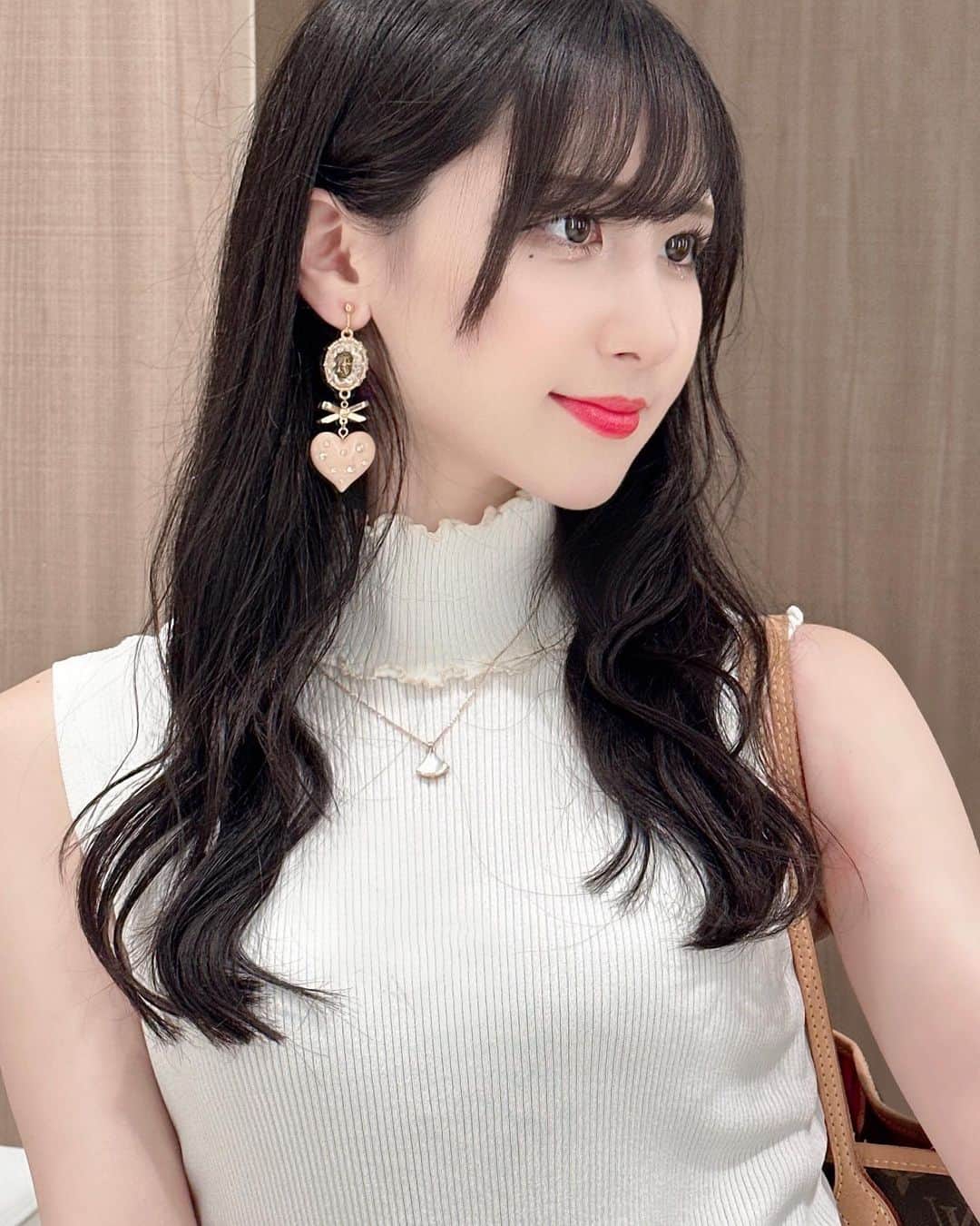 てーらのインスタグラム：「みんな私の事好きになっちゃえばいいのにね、、、」