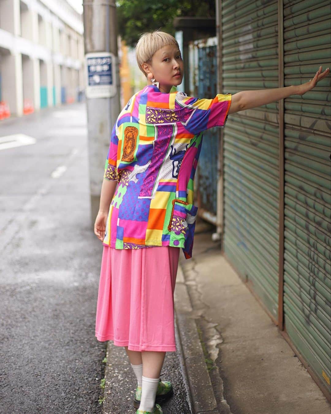 PUNK CAKEのインスタグラム：「❤️ NEW ARRIVAL ❤️ ☑︎ Heart embroidery pink dress ☑︎ 80'S crazy s/s shirt cardigan  Now on sale ➡︎ ONLINE STORE  model / @momooka_koyoi」