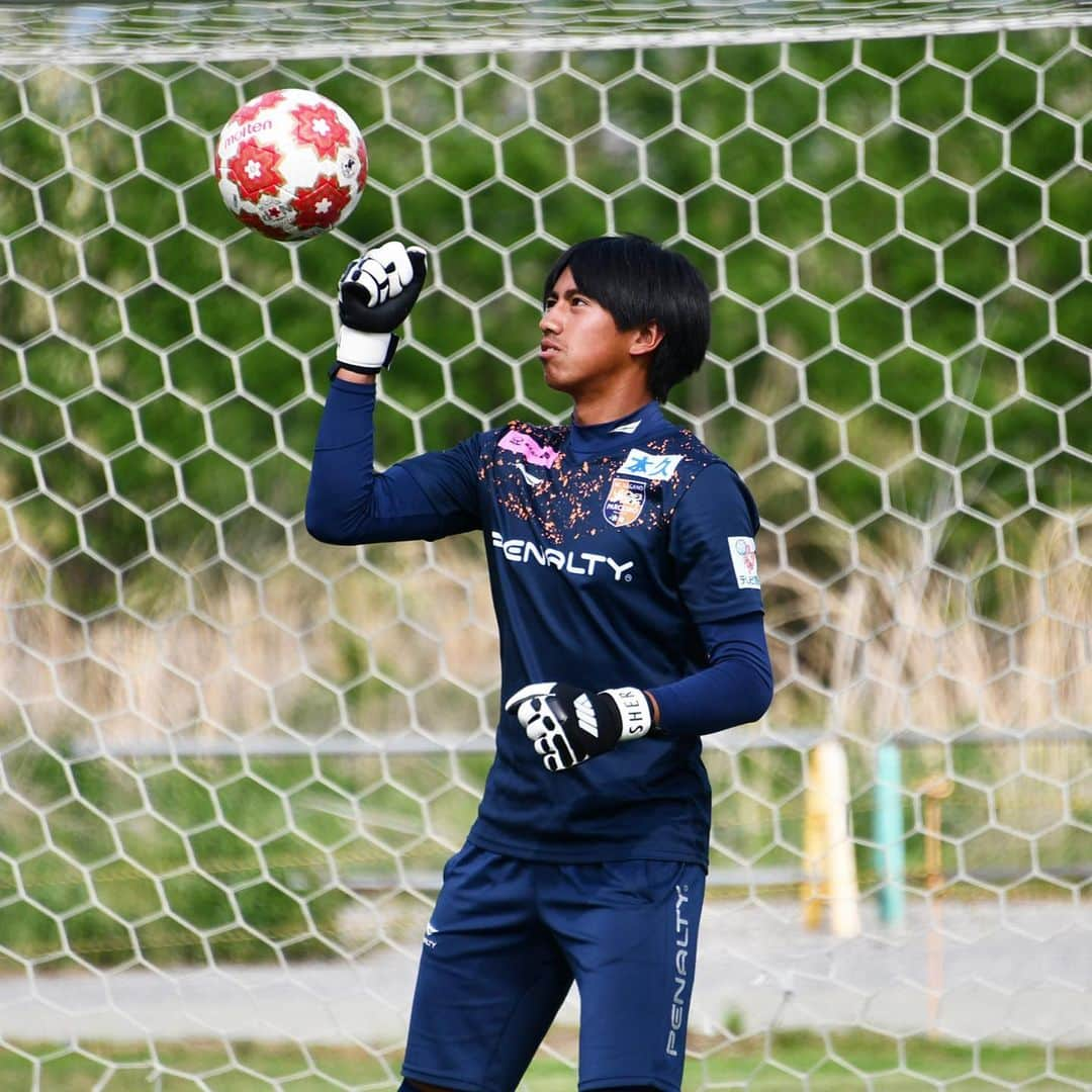 AC長野パルセイロさんのインスタグラム写真 - (AC長野パルセイロInstagram)「. 🟠2023/5/18 Training💨 . ☀️🦁 . . ▼next match▼ 🏆#天皇杯 1回戦 5/20(土)13:00 vs AS.Laranja Kyoto  🏟サンアル . . #長野をオレンジに #prideofnagano #acnp #パルセイロ #ac長野パルセイロ #長野 #jリーグ」5月18日 18時44分 - acnaganoparceiro.official