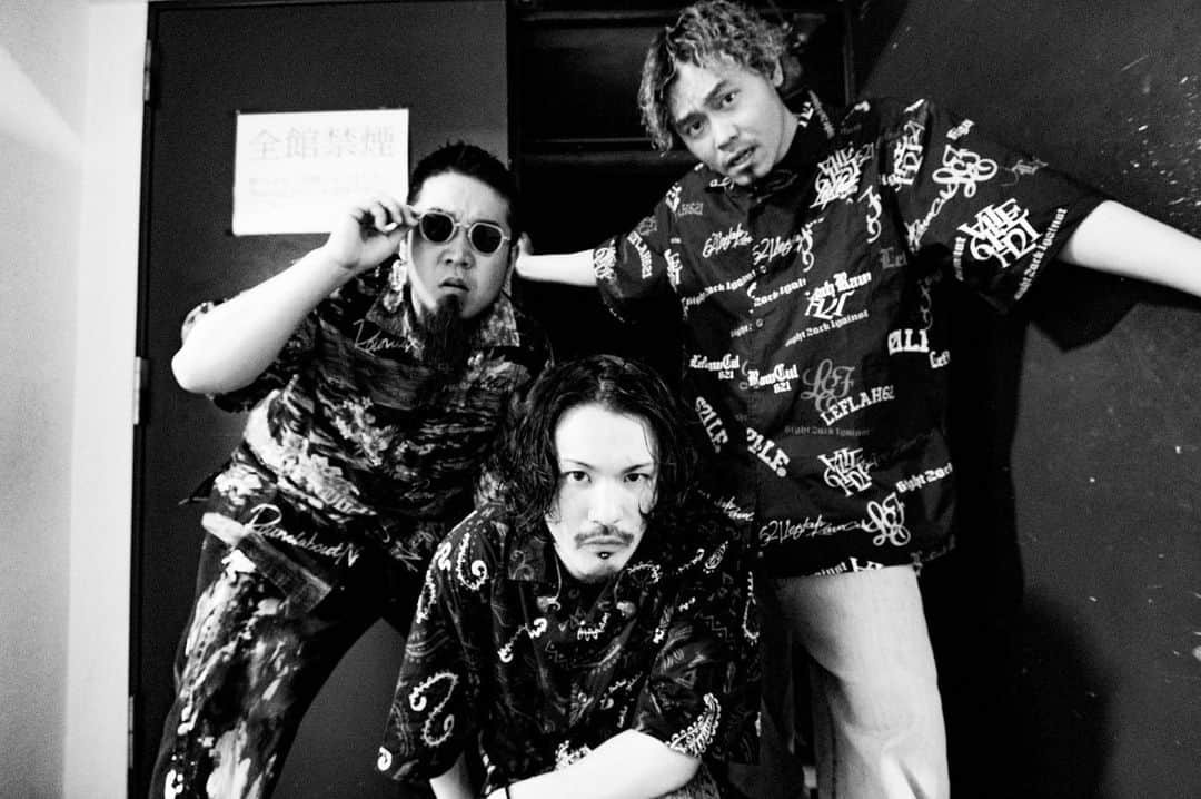 WANIMAのインスタグラム：「Catch Up TOUR -1Time 1Chance-   奈良編   三重・四日市編   Photo by Jon…   #WANIMA」
