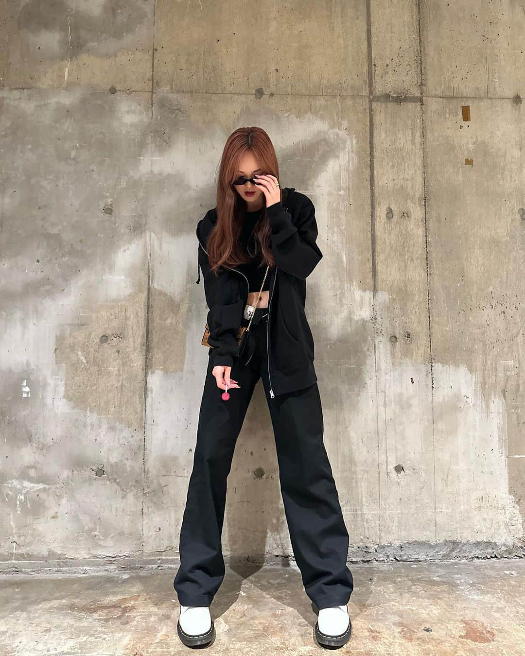 安藤梨花さんのインスタグラム写真 - (安藤梨花Instagram)「🍭 #dickies #mcm #drmartens #ootd #fashion #04 #04년생」5月18日 19時09分 - rinka_ando