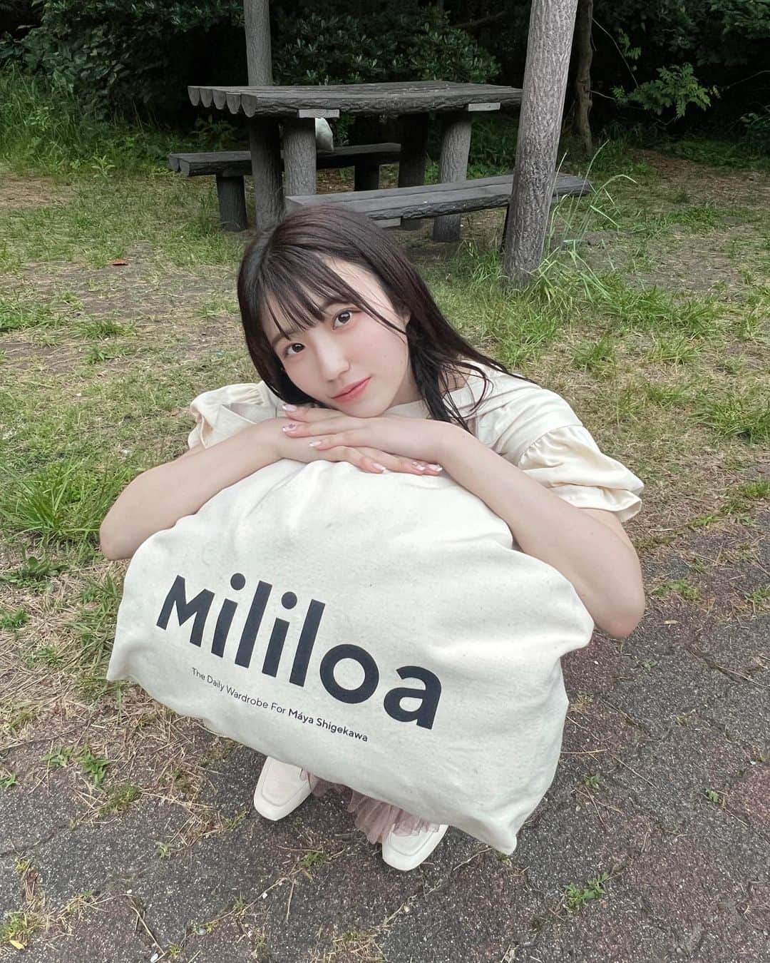 仲本愛美さんのインスタグラム写真 - (仲本愛美Instagram)「とっても暑い日でした☀️☀️ 今月は可愛いピンクネイル💅💅💅💅  @bmoon_mizuki @lilybeautynail」5月18日 19時10分 - manamana_kimono