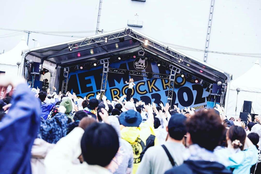 REOLさんのインスタグラム写真 - (REOLInstagram)「2023.05.14 #メトロック OSAKA'23 @metrock_official   THANK YOU METROCK💚  Photo by @nabespg  Hair&Make up by me Styling by @yrtto」5月18日 19時41分 - rrreol999