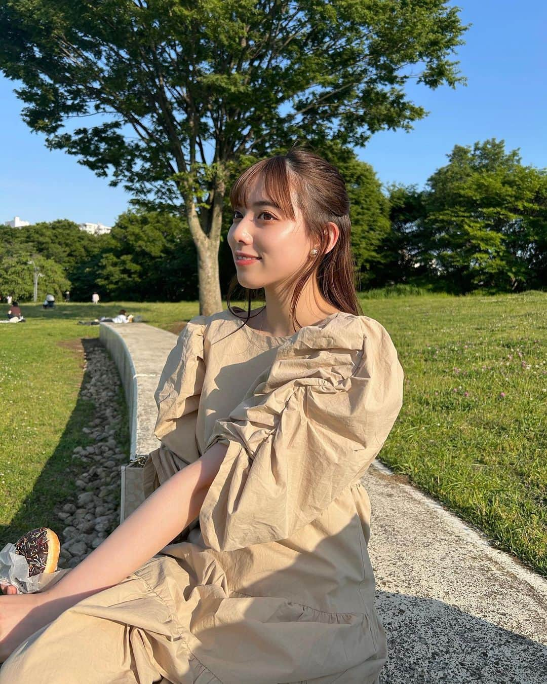 毛利愛美さんのインスタグラム写真 - (毛利愛美Instagram)「この前公園にお散歩しに行った時のコーデ🌼 @qumerry.official  #キュメリ #qumerry  #ootd #ootdfashion」5月18日 19時50分 - aimi_mouri