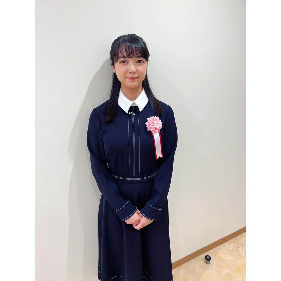 のインスタグラム：「全国赤十字大会にて、アンバサダーとしてご挨拶させていただきました。皇后陛下、各妃殿下、日本赤十字社の活動を支援していらっしゃる方々にお目にかかれてとても光栄でした。 今この瞬間も赤十字は動いています。感謝と敬意を胸に、私も思いやりの心を大切にしっかり生きていかなければ！背筋が伸び、襟を正したひとときでした。」