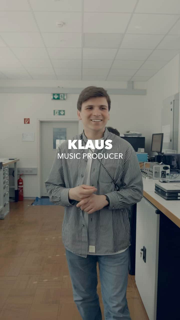 ゼニスのインスタグラム：「#Klaus: It was an honor to welcome our friend of the brand, Klaus, to the ZENITH Manufacture in Le Locle, where he immersed himself in the captivating realm of groundbreaking watchmaking.」