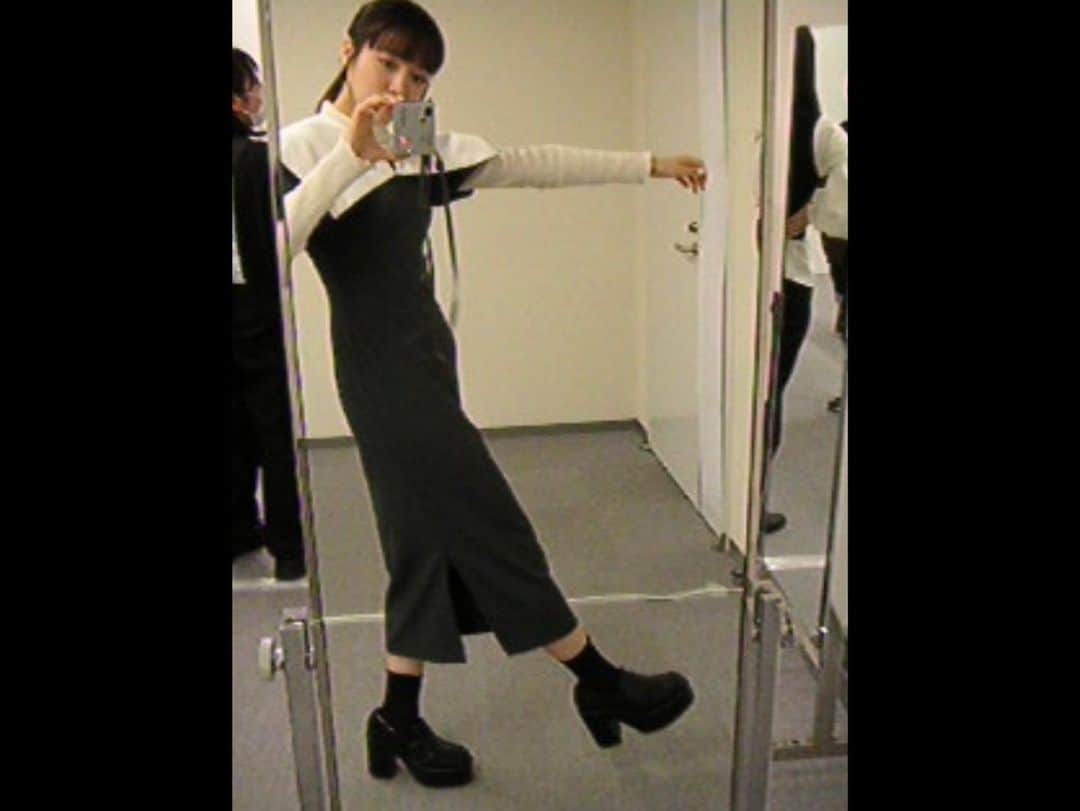 中山莉子のインスタグラム：「→ 完全にハマりました📸 ⁡ #デジタルカメラ#デジカメ#カメラ」