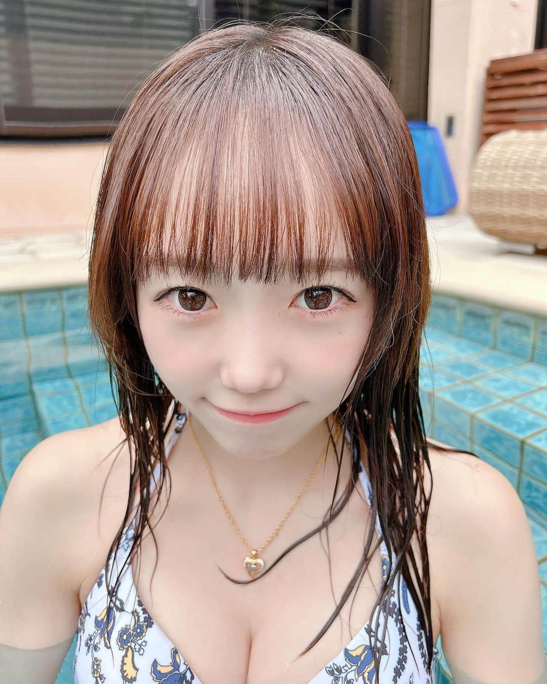 小日向夏実のインスタグラム：「👶👙  プールで朝食したくてシギラリゾートのお部屋選んだのに、ここのお部屋のプールの水深150で溺れた🥹w  全日普通に朝食しましたwww  #宮古島 #沖縄 #旅行 #観光 #水着 #プール #シギラリゾート #シギラビーチ #japantravel #japanesegirl #followｍe #いいね歓迎」