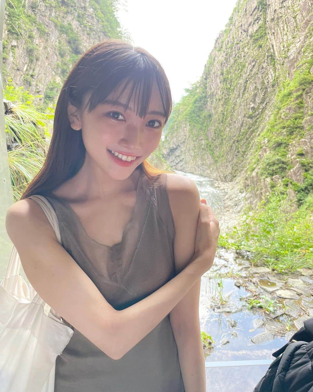 今井ゆうりさんのインスタグラム写真 - (今井ゆうりInstagram)「なんか今日は全然やる気なかった！なんもせんかった！！こんな日もありやんな🤫 これも去年の夏のやつ✨ . . . #夏服コーデ #夏コーデ #ちょくちょく昔写真入れてく❤︎」5月18日 21時02分 - youri2911