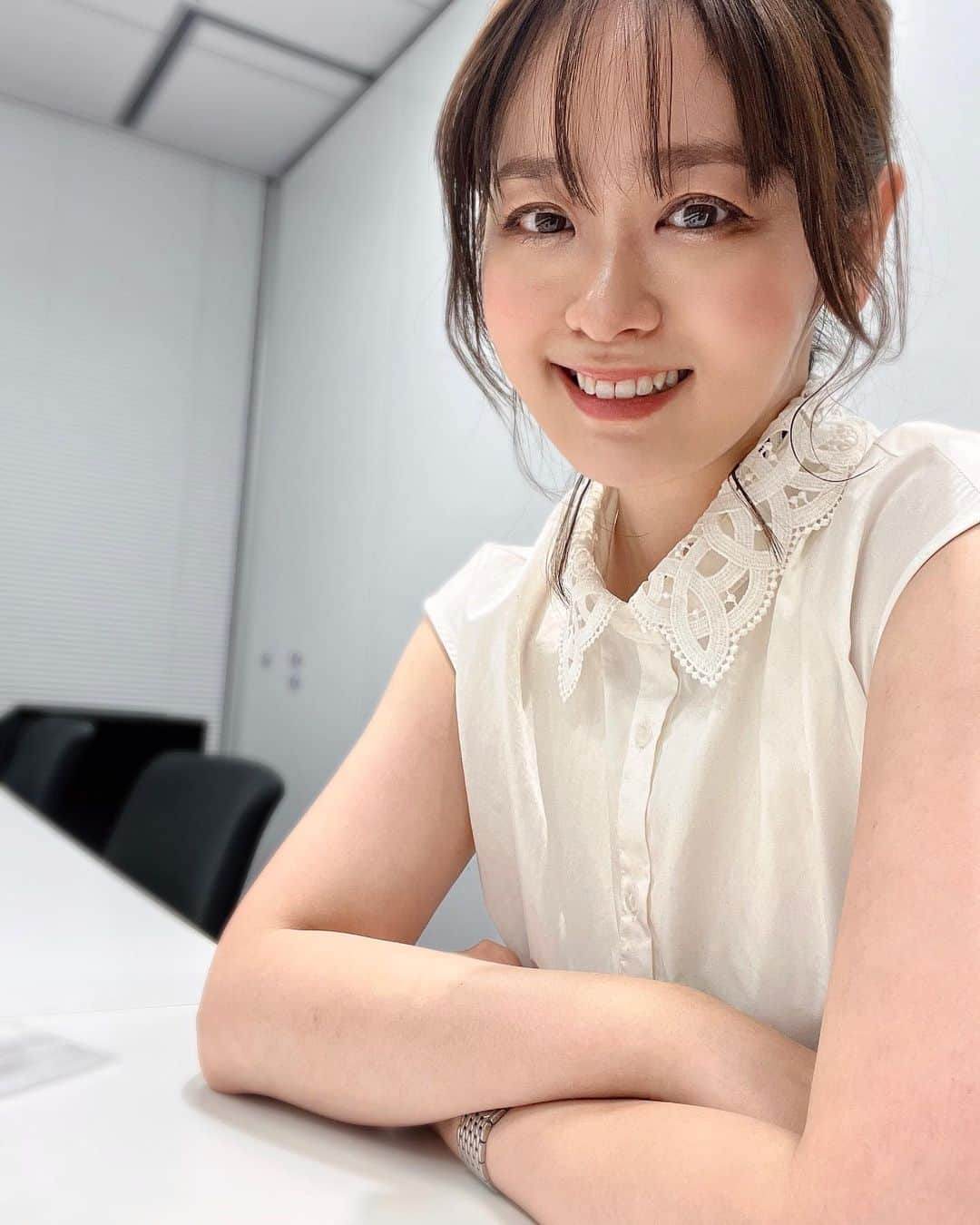 池田裕子さんのインスタグラム写真 - (池田裕子Instagram)「撮影で夏らしいヘアアレンジをして貰いました🏄」5月18日 21時29分 - kurimushiyoukan