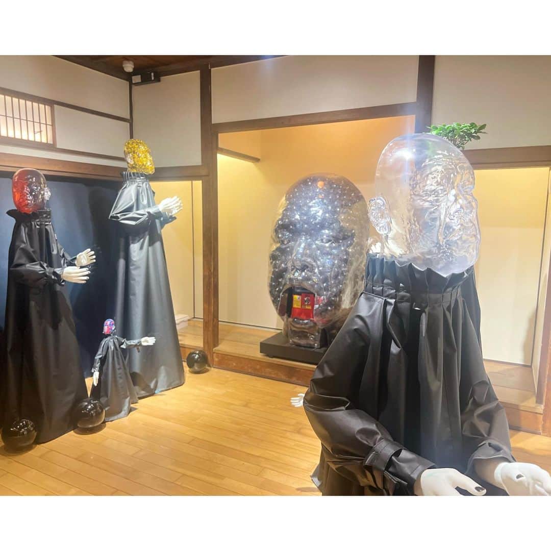 高柳明音さんのインスタグラム写真 - (高柳明音Instagram)「🍹  原宿でたまたまやってた 野性爆弾くっきーさんの  真相未来館が めっちゃ良かったって話。  #真相未来館  #未来人お守り #緑と黄色と青が欲しかった #紫でした #クリームソーダ #が推しです」5月18日 22時04分 - akane_o8o
