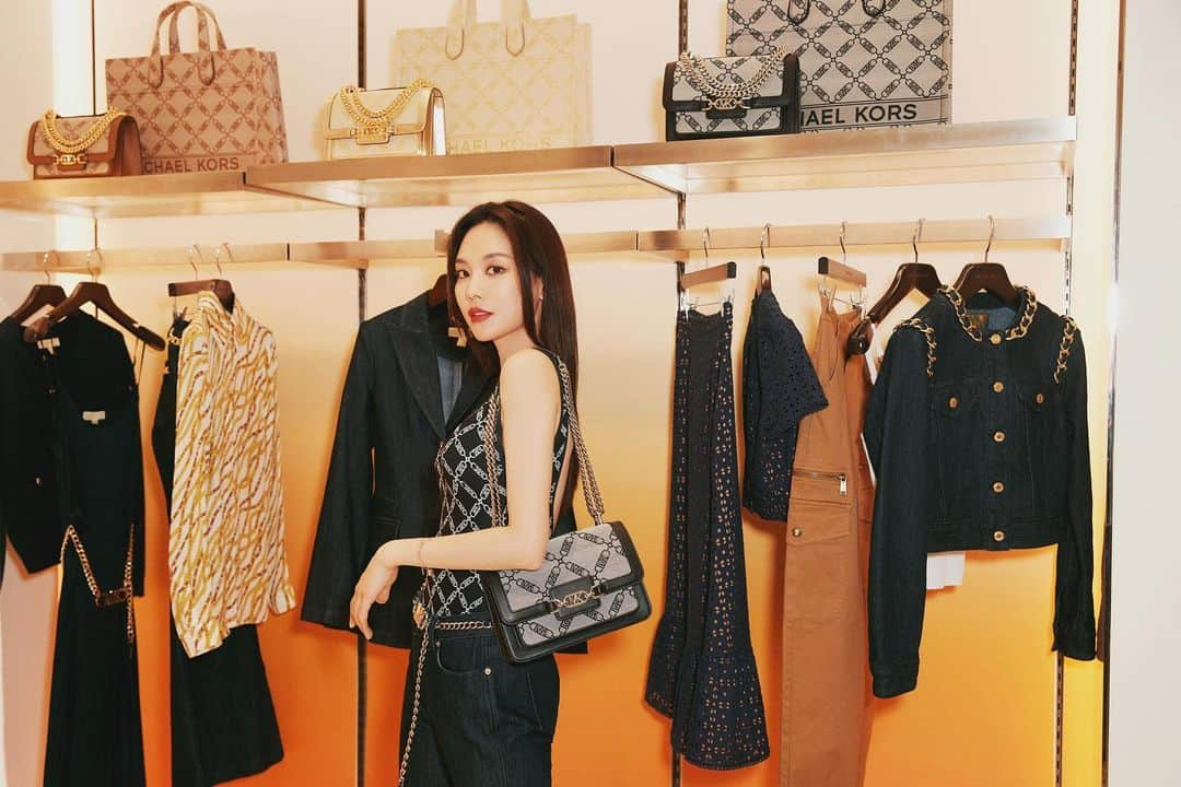 フェイ さんのインスタグラム写真 - (フェイ Instagram)「#michaelkors  @michaelkors」5月18日 21時57分 - ff0427