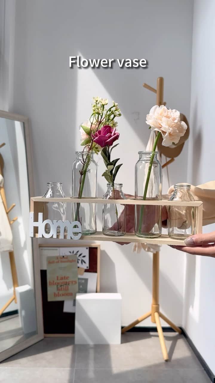 SHEINのインスタグラム：「They didn‘t cut any corners 😉 We love seeing how creative SHEINistas get with their spaces! 🏡 How would you style your dream dress up nook? 👇   🔎6637272 11243150 10520159 10676887 12391393 13136394 13501677  #SHEIN #SHEINstyle #fashion #chic #saveinstyle #SHEINhome」