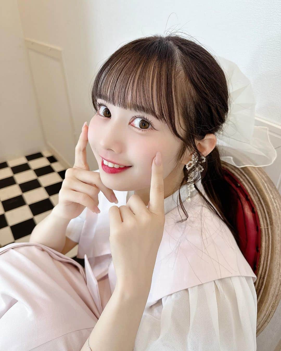 近藤沙瑛子のインスタグラム：「まつげパチパチにしてもらった〜 マスカラなしでも今なら全然生きていける、、👀✨」