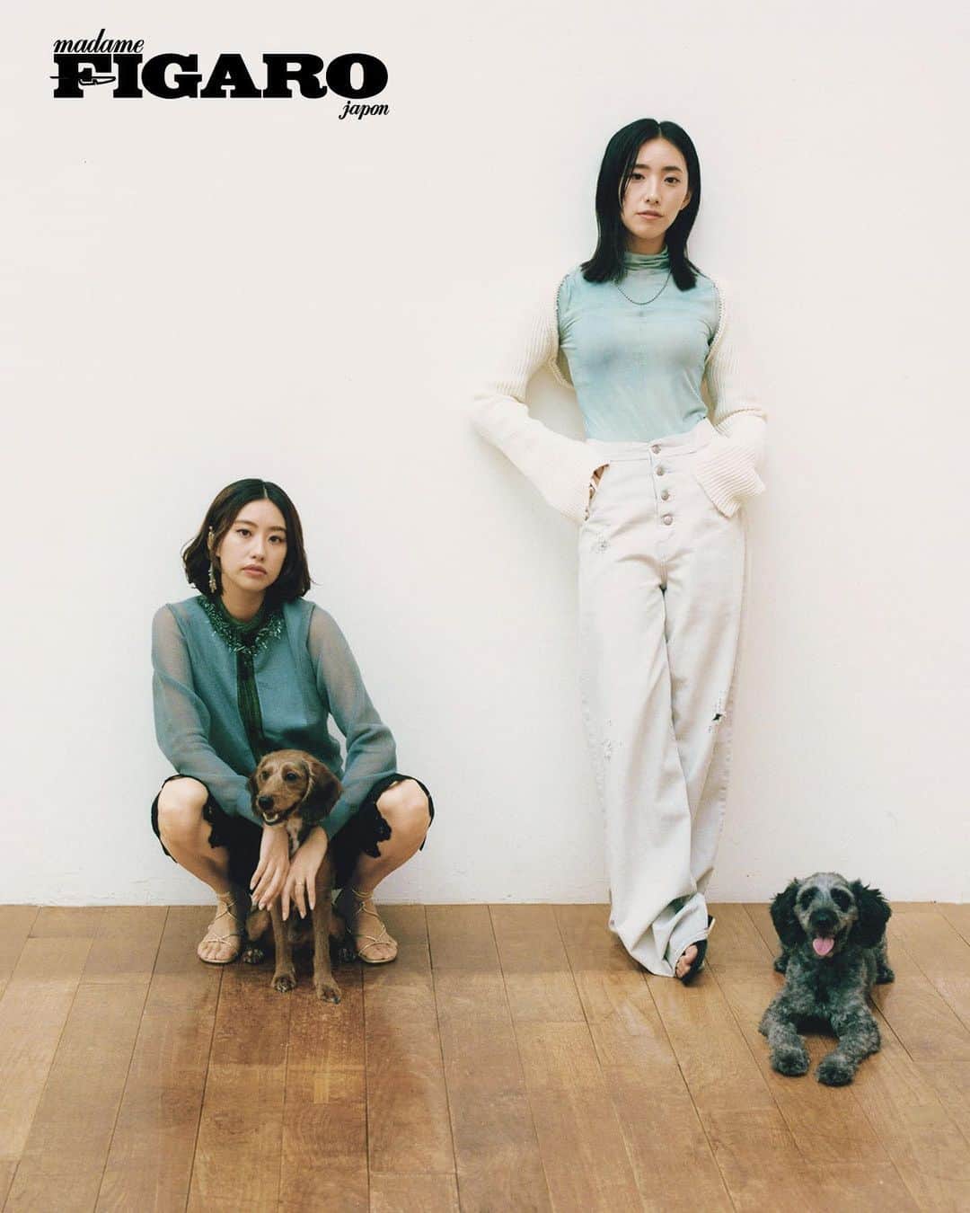 中田クルミのインスタグラム：「📯お知らせ📯 本日19日発売の @madamefigarojapon にて犬との暮らしについてお話させていただきました🐕‍🦺🐕🐩  犬とのてんやわんやな生活や、ペットショップに対して思うことなど、妹と2人で話しています☺️  書店やオンラインにて、是非チェックしてください。丸っと一冊読むのが楽しみだな📕  #madameFIGAROjapon photo @youtojah styling @yukasakakibara_  hairmake @cyanchie」