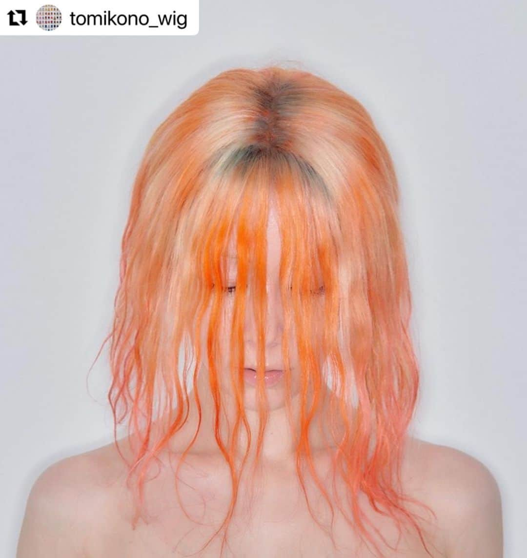 木村カエラさんのインスタグラム写真 - (木村カエラInstagram)「⭐︎⭐︎⭐︎⭐︎⭐︎ #Repost @tomikono_wig with @use.repost ・・・ Personas  @kaela_official  Photograph @sayaka_maruyama_  Wig @tomikono_wig  Art direction @konomadinc  #transformationisbeautiful #konomad#konomadeditions #kaerakimura#木村カエラ#tomikonowig#tomihirokono#theartofwigmaking#MTV#mtvgeneration #funclub #会報誌」5月19日 8時53分 - kaela_official