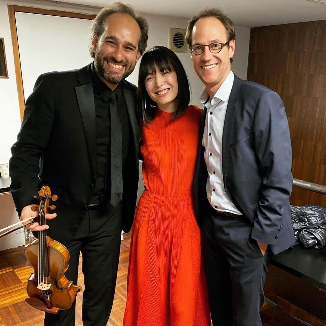 アリス＝紗良・オットのインスタグラム：「Wonderful memories from last week!  I loved working with @giovanni_guzzo and the wonderful musicians from @camerata_salzburg  Their open, daring and sensitive approach towards music is everything I could wish for - especially when it comes to Mozart!」