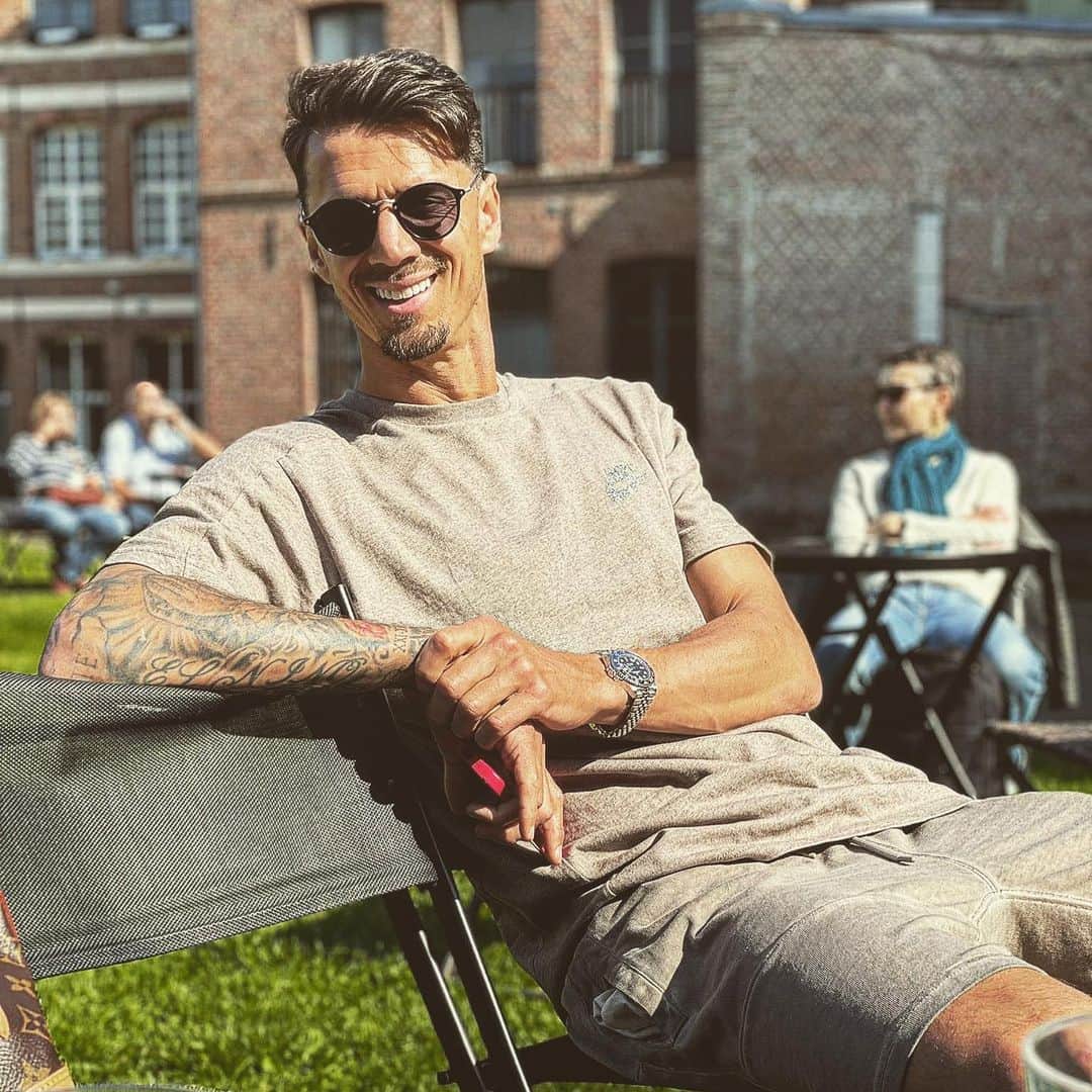 のインスタグラム：「Vieux Lille   ☀️ ☕️」