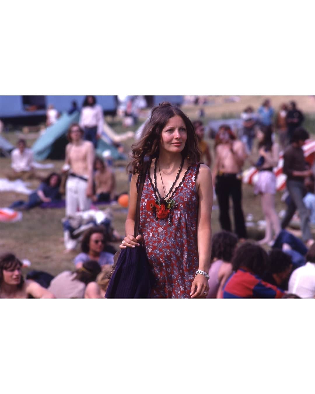 AnOther Magazineさんのインスタグラム写真 - (AnOther MagazineInstagram)「“As we arrived [at Glastonbury Festival in 1971], everyone was smiling and coming up saying, ‘Welcome, great to see you!’ There was a sense of anticipation and electricity in the air” – #PaulMisso⁠ ⁠ The photographer’s new @idea.ltd-published book captures the “tangible, crackling energy” of the festival in 1971. At the link in bio, Misso talks about why that first trip there changed his life forever 📲⁠ ⁠ 📸 Glastonbury Festival 1971 by Paul Misso, courtesy of IDEA Books」5月19日 2時35分 - anothermagazine