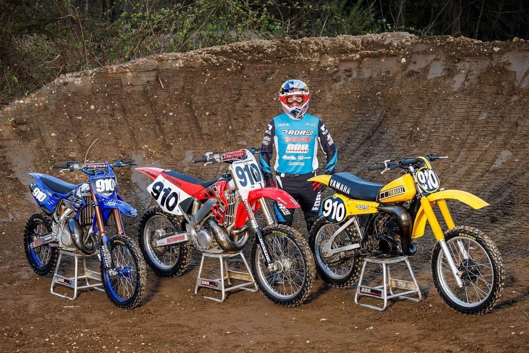 Racer X Onlineさんのインスタグラム写真 - (Racer X OnlineInstagram)「In his @redbull athlete debut, Carson Brown takes these three 2-strokes for a rip 🔥 #NewDeal #redbull」5月19日 4時52分 - racerxonline