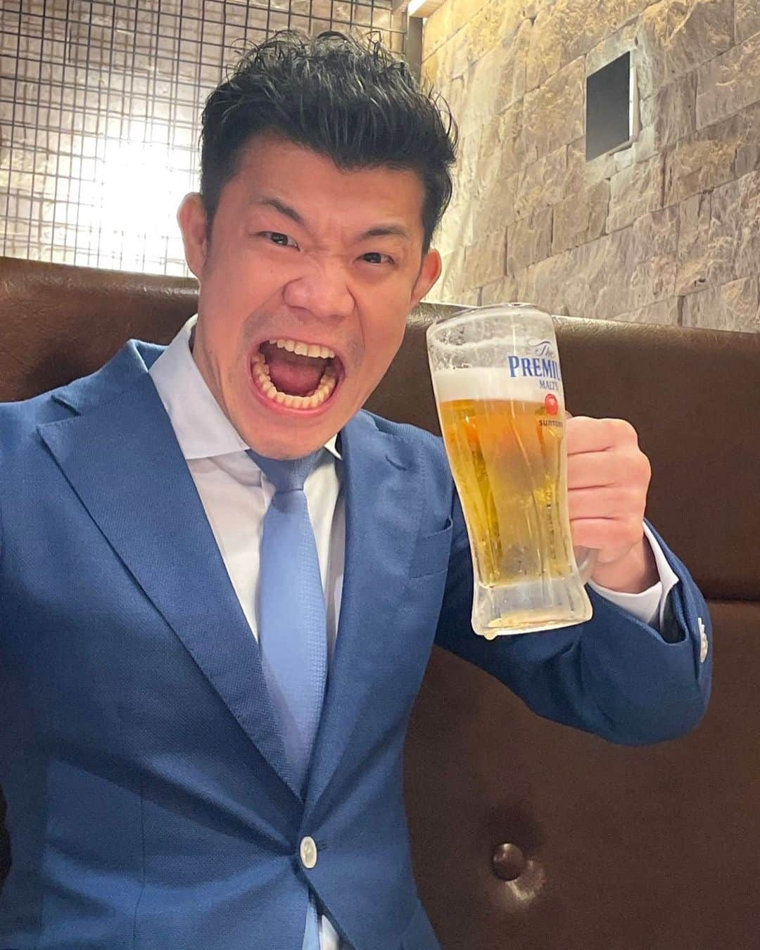 亀田興毅さんのインスタグラム写真 - (亀田興毅Instagram)「ビールは喉で飲まな話しにならん。」5月19日 10時20分 - kokikameda