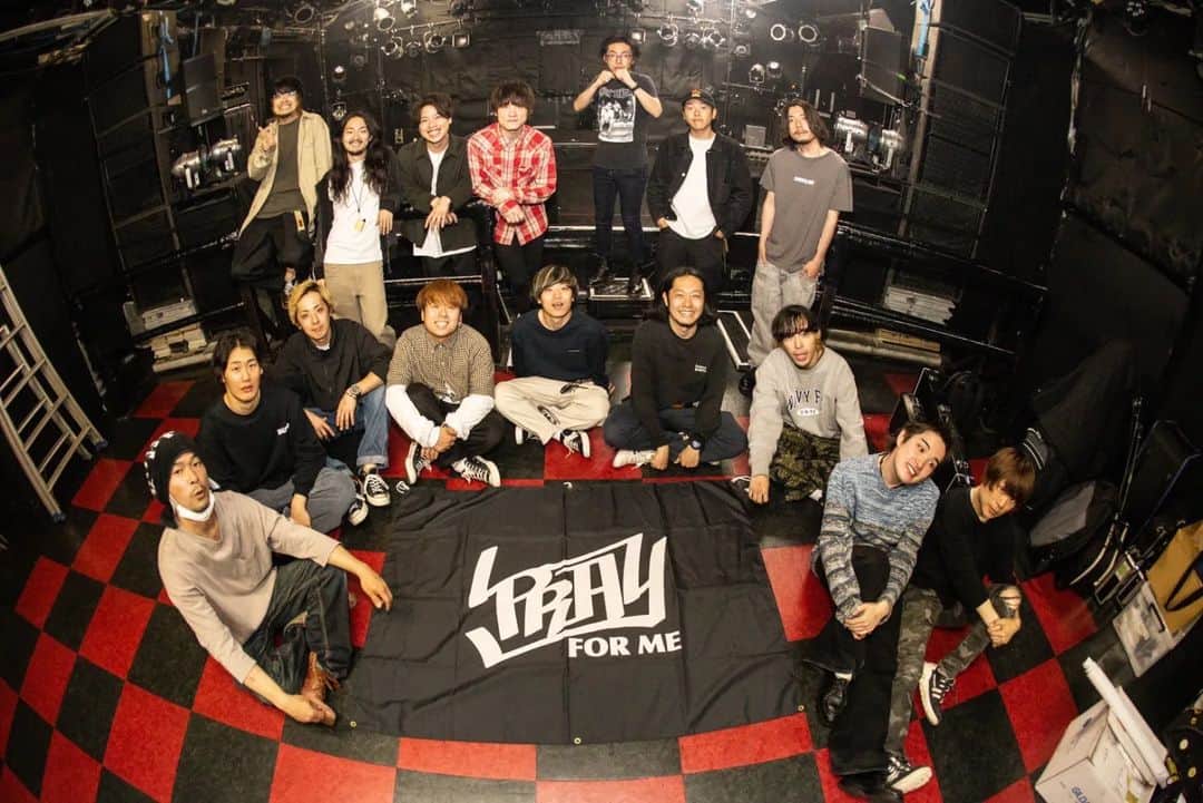 のインスタグラム：「高田馬場club PHASE 『BEATNUTS』  PRAY FOR ME "Ember of ashes TOUR 2023"  SHE'll SLEEP BUZZ THE BEARS Crest of Thread IMASHI Dear Chambers  photo by @PESK5832」