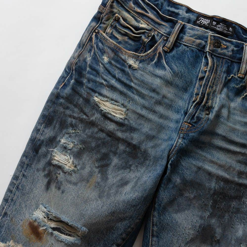 ピーアールーピーエスさんのインスタグラム写真 - (ピーアールーピーエスInstagram)「Aim Shorts | Heavily stained and destroyed shorts with antique tinting.」5月19日 6時02分 - prpsjeans