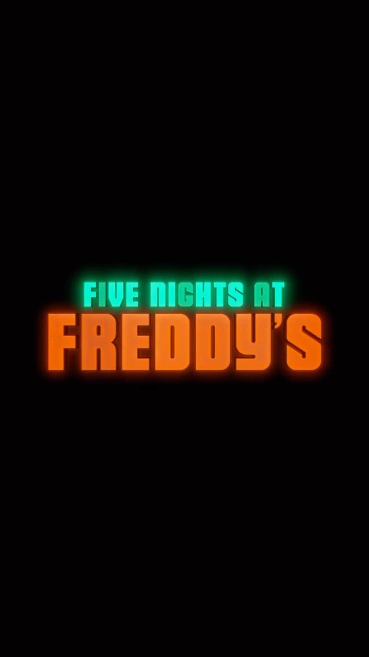 エリザベス・ライルのインスタグラム：「If you know, you know :)  Five Nights at Freddy’s in theaters and streaming on Peacock October 27. #fivenightsatfreddys #fnaf」