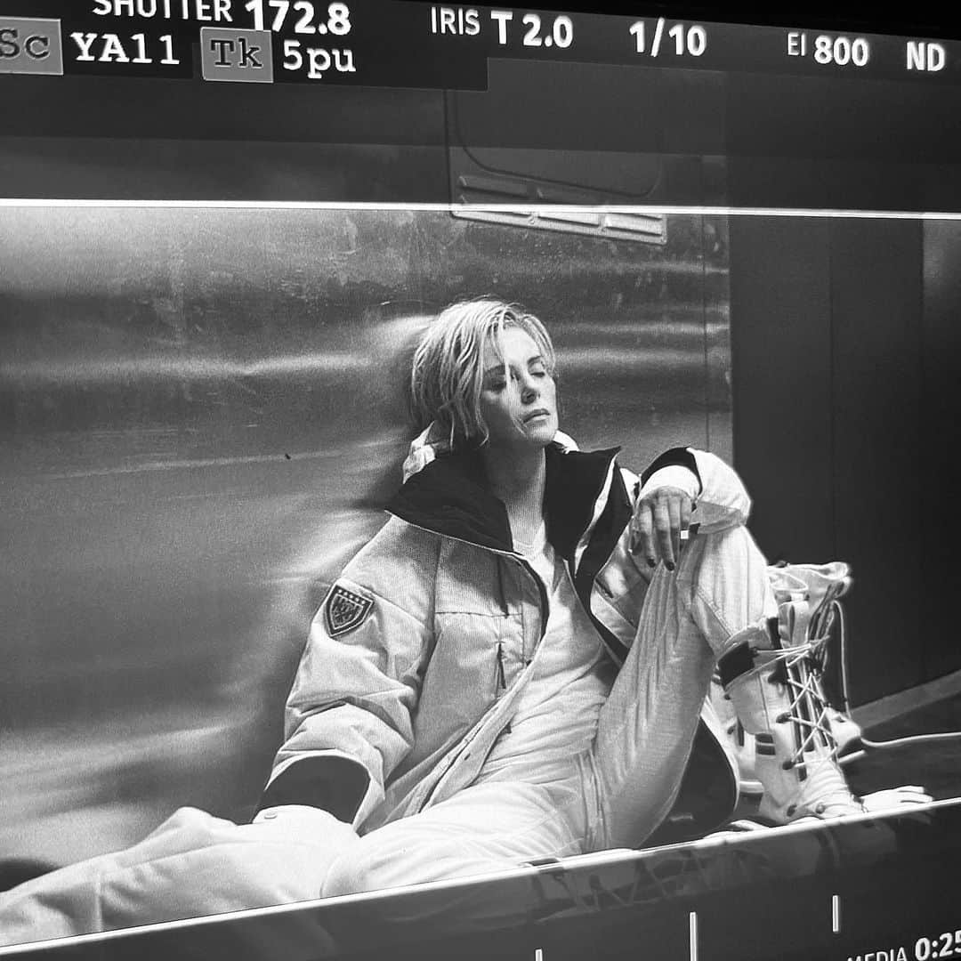 シャーリーズ・セロンさんのインスタグラム写真 - (シャーリーズ・セロンInstagram)「BTS in B&W   #FastX」5月19日 7時59分 - charlizeafrica