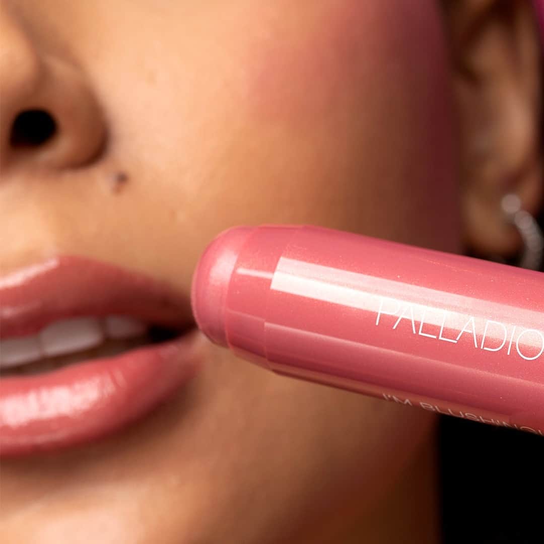 Palladio Beautyさんのインスタグラム写真 - (Palladio BeautyInstagram)「Add a rosy touch to your makeup routine with our fabulous Blush sticks! 🌹✨Blushing has never been this effortless! 😊  Shop the shades at www.palladiobeauty.com  #Blush #Palladio #Cheek」5月19日 8時01分 - palladiobeauty