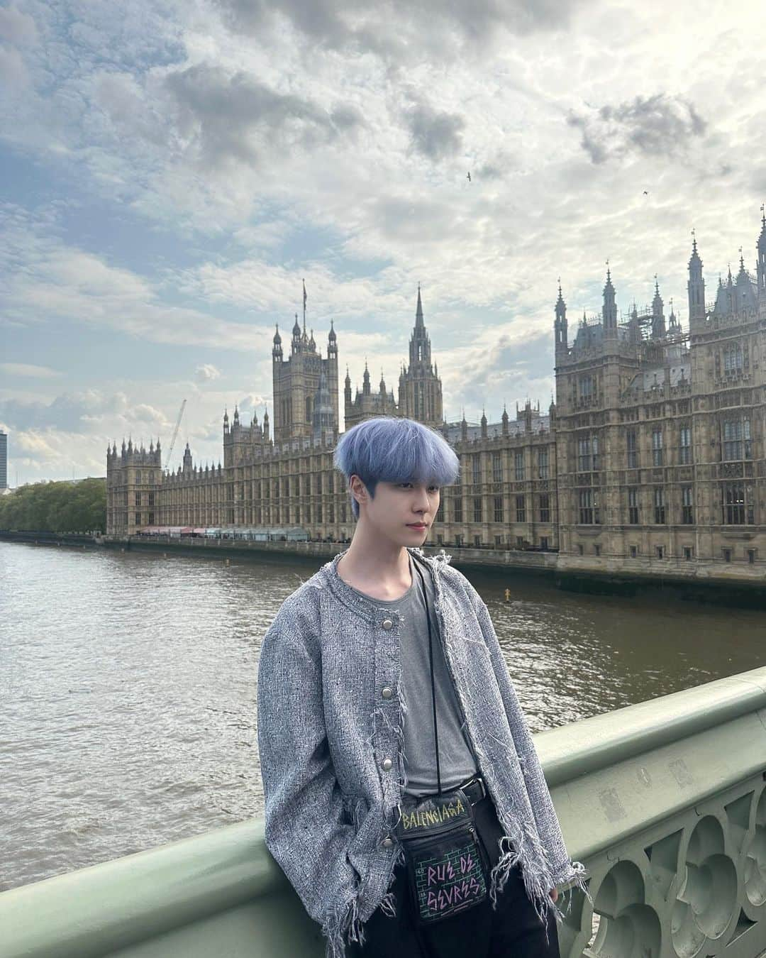 キム・ドンハンさんのインスタグラム写真 - (キム・ドンハンInstagram)「London big ben☀️」5月19日 8時17分 - don9_han