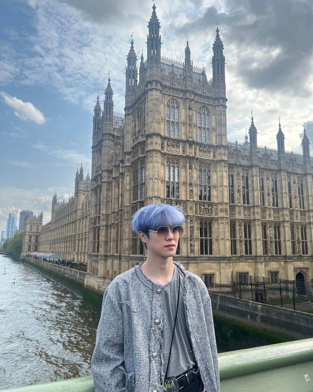 キム・ドンハンさんのインスタグラム写真 - (キム・ドンハンInstagram)「London big ben☀️」5月19日 8時17分 - don9_han