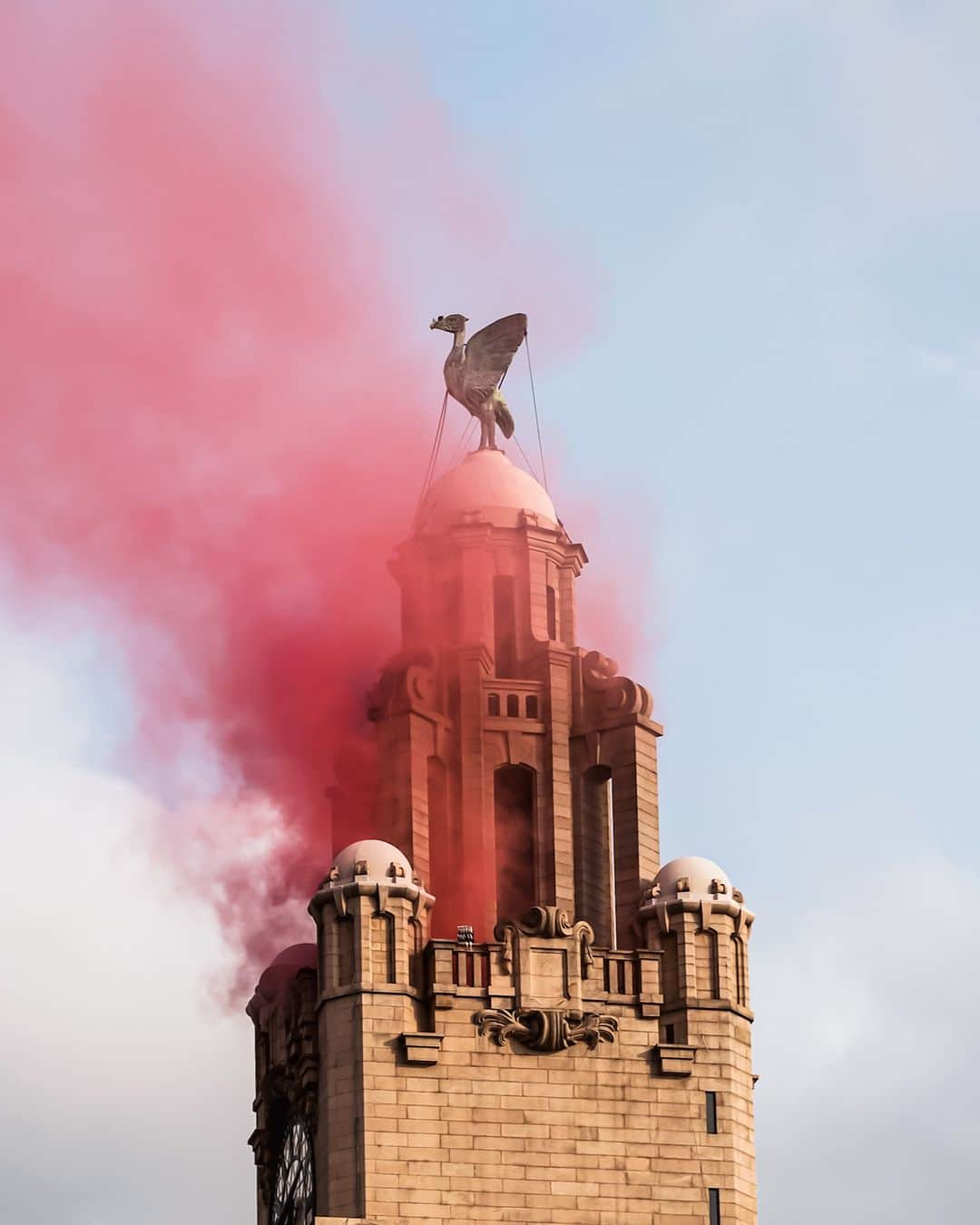 リヴァプールFCさんのインスタグラム写真 - (リヴァプールFCInstagram)「A day we'll cherish forever ❤」6月3日 3時30分 - liverpoolfc