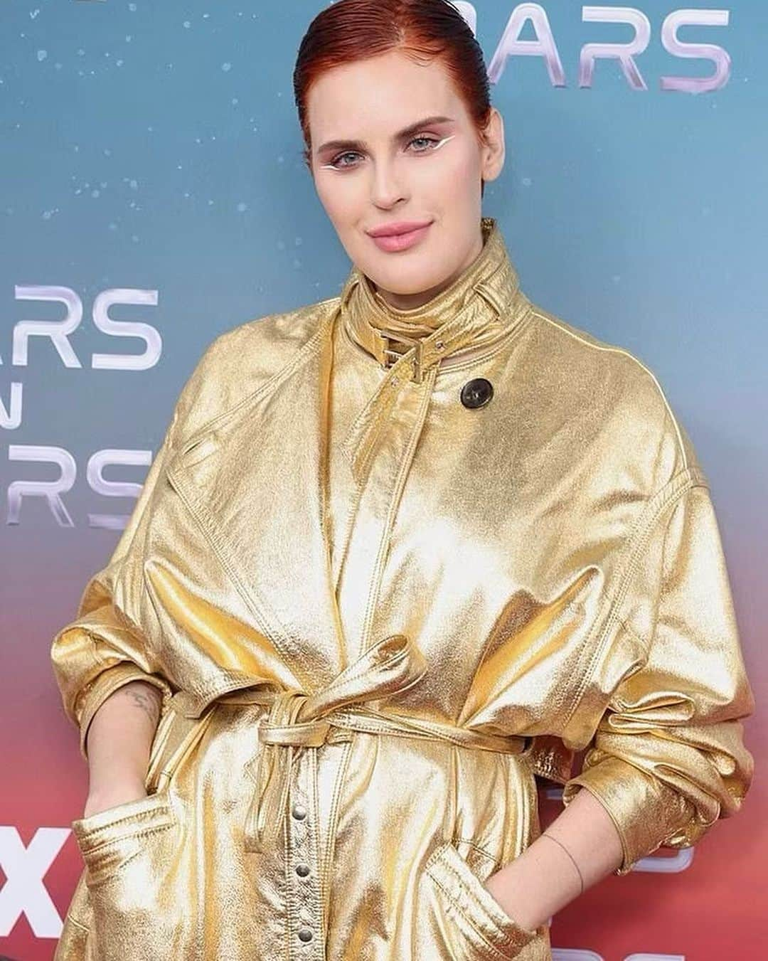 rob scheppyさんのインスタグラム写真 - (rob scheppyInstagram)「Tallulah Willis  "Stars on Mars' premiere   #MakeupByRobscheppy   using @patmcgrathreal -SKIN: Sublime Perfection Foundation in Light 6 -EYES: Secret Eden & Skinshow Nude Xtasy from "Huetopian Dream" Mothership palette  -CHEEK&LIP: "Soft Core" MatteTrance Lipstick  -"Lunar Nude" Sublime Skin Highlighter  -FetishEYES mascara   and @vittoriomasecchiabeauty "the KHOLM" in Ophelia」6月3日 3時56分 - robscheppy