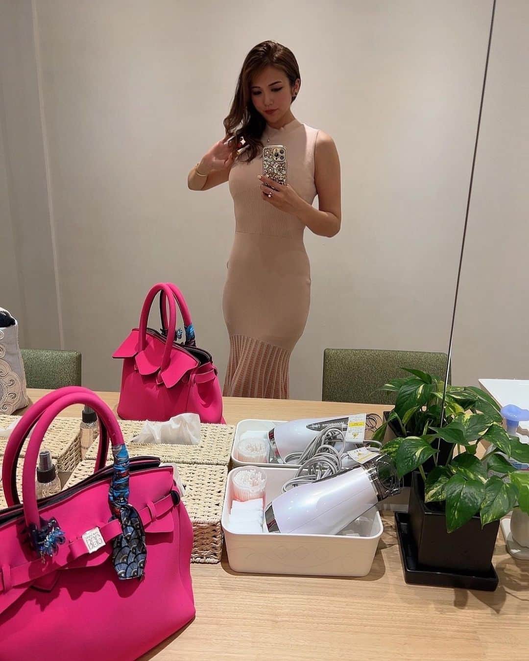 神谷麻美さんのインスタグラム写真 - (神谷麻美Instagram)「ON Clinicで眉の#アートメイク してきたよ💖🍀✨️  #ONclinic は韓国技術を基盤としたアートメイク専門クリニック💖✨️ カラーは明るめライトブラウンで、コンボにしたよ💖🥰💖✨️  3日後から落ち着いてくるみたいだから、楽しみ💖🧚‍♂️🌈💖✨️ また１ヶ月後ぐらいに行くよ💖🥰✨️ クリニック内綺麗💖🌿‬🌈✨️  @onclinic_sefa  #PR#銀座」6月2日 19時52分 - asamice428