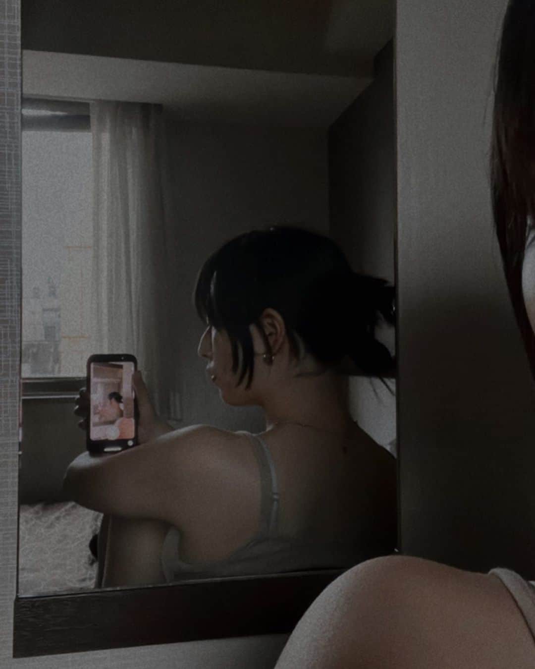 朱里のインスタグラム：「🌪」