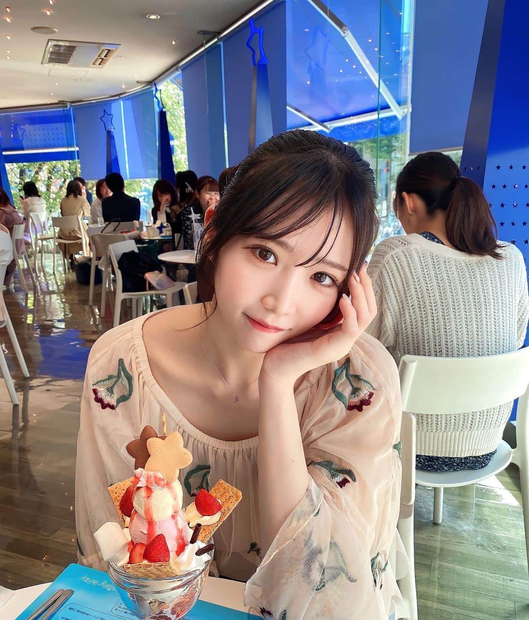 堂本千晴のインスタグラム：「🍨꙳⋆🌟♏」