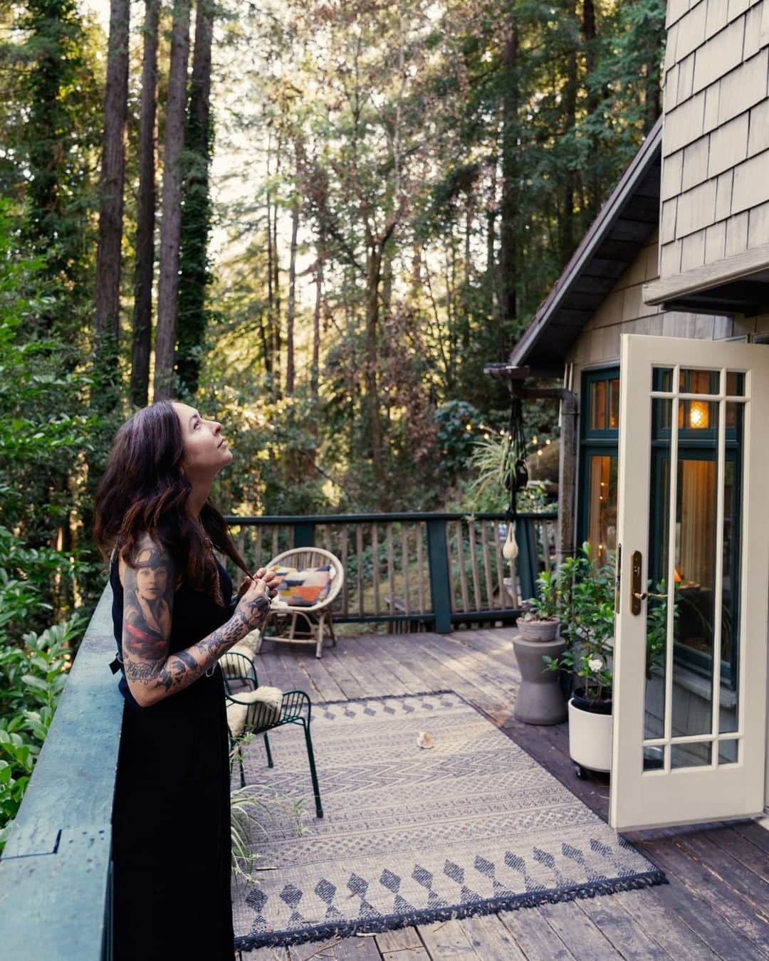 Airbnbのインスタグラム：「Stunning views of massive redwoods from nearly every spot of this Monte Rio getaway.」